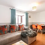 Harvey\'S Holiday House