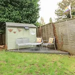 Harvey\'S Holiday House