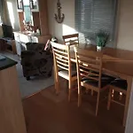 Sunny Hunny Manor Park Caravan