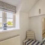 Seaview Cottage