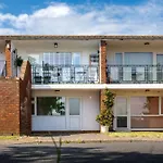 No 33 Apartment 4