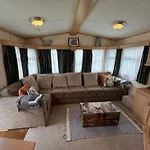 Lovely Caravan For Hire With Large Decking Area In Hunstanton Ref 23218K