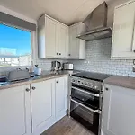Beautiful Caravan At Manor Park Holiday Park In Hunstanton Ref 23060W