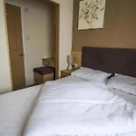Beautiful Lodge At Manor Park Nearby Hunstanton Beach Ref 23021C