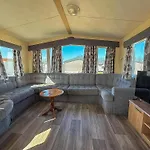 Cosy 8 Berth Caravan For Hire At Manor Park In Hunstanton Ref 23065T