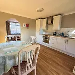 5 Berth Dog Friendly Lodge In Hunstanton By The Beach Ref 13015Rn