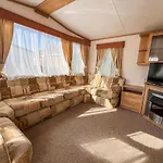 6 Berth Dog Friendly Caravan In Hunstanton In Norfolk Ref 13014L