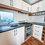 6 Berth Dog Friendly Caravan In Hunstanton In Norfolk Ref 13014L