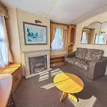 Wheelchair Friendly Caravan For Hire Norfolk Near The Beach Ref 13016L
