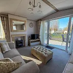 Amazing Caravan With Decking At Manor Park In Hunstanton Ref 23010Ha
