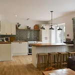 Winston Cottage