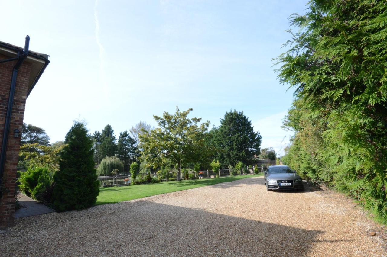 Lakeside Old Bed & Breakfast 4*