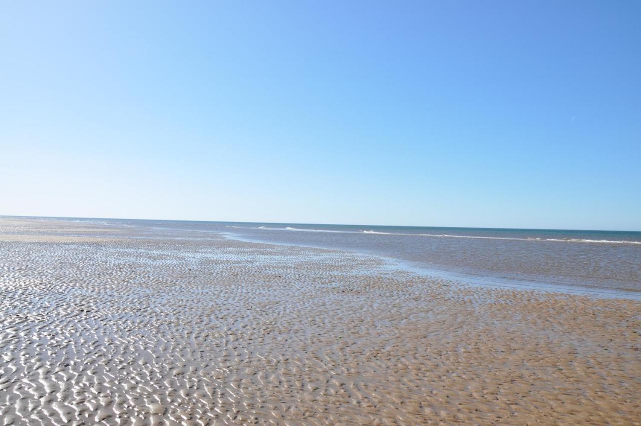 Stunning Heacham Sunset Pets Go Free Linen Included Holiday home Hunstanton