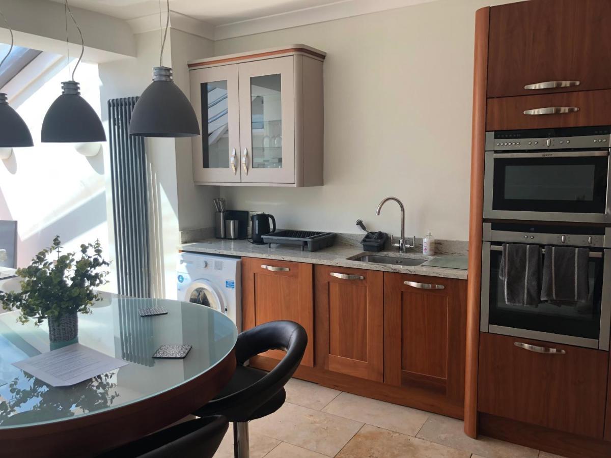 8 Victoria Avenue Holiday home *