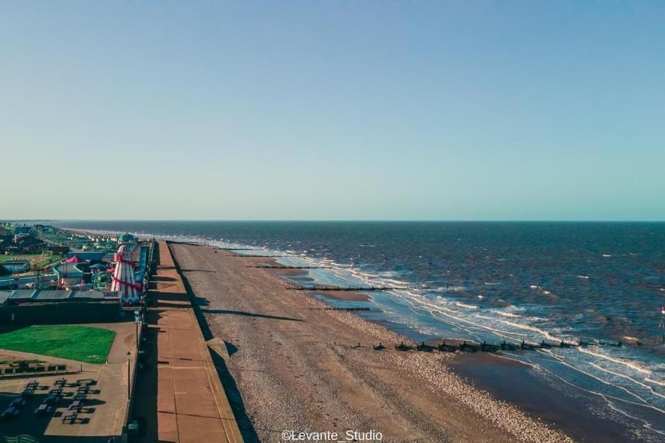 Gone To The Flat 1 Hunstanton