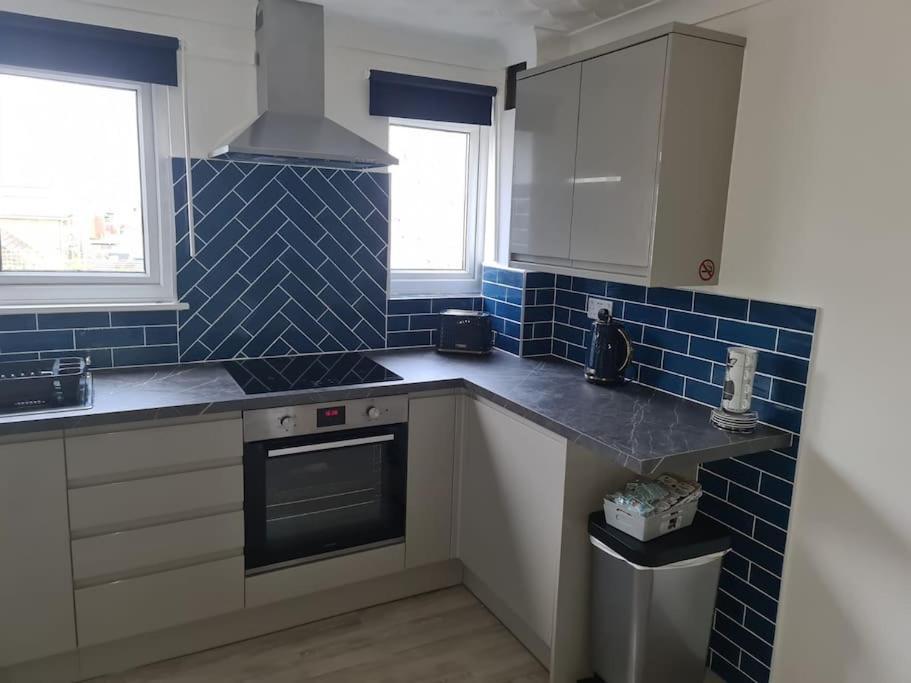 Hunny House - Near Searles With Lovely Sea Views Holiday home *