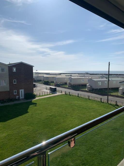 Hunny House - Near Searles With Lovely Sea Views Holiday home Hunstanton