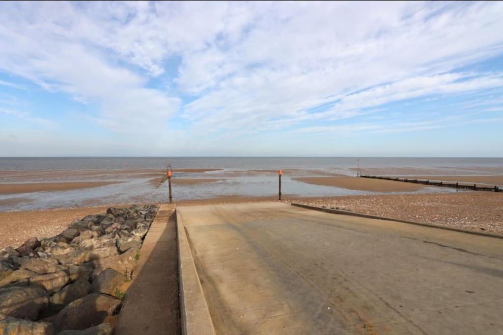 Holiday home Hunny House - Near Searles With Lovely Sea Views Hunstanton