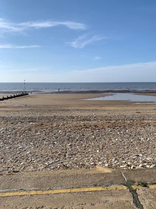 Holiday home Hunny House - Near Searles With Lovely Sea Views *