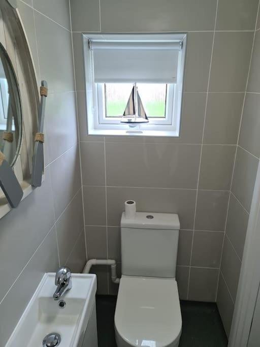 Hunny House - Near Searles With Lovely Sea Views Holiday home