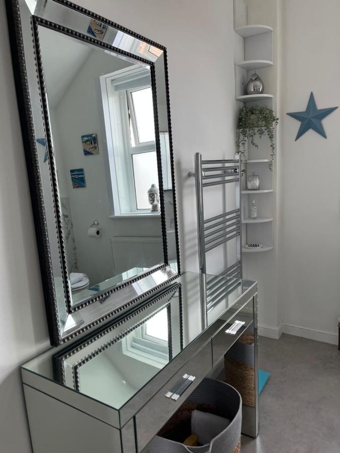 Holiday home Avocet House 250m From The Sea *