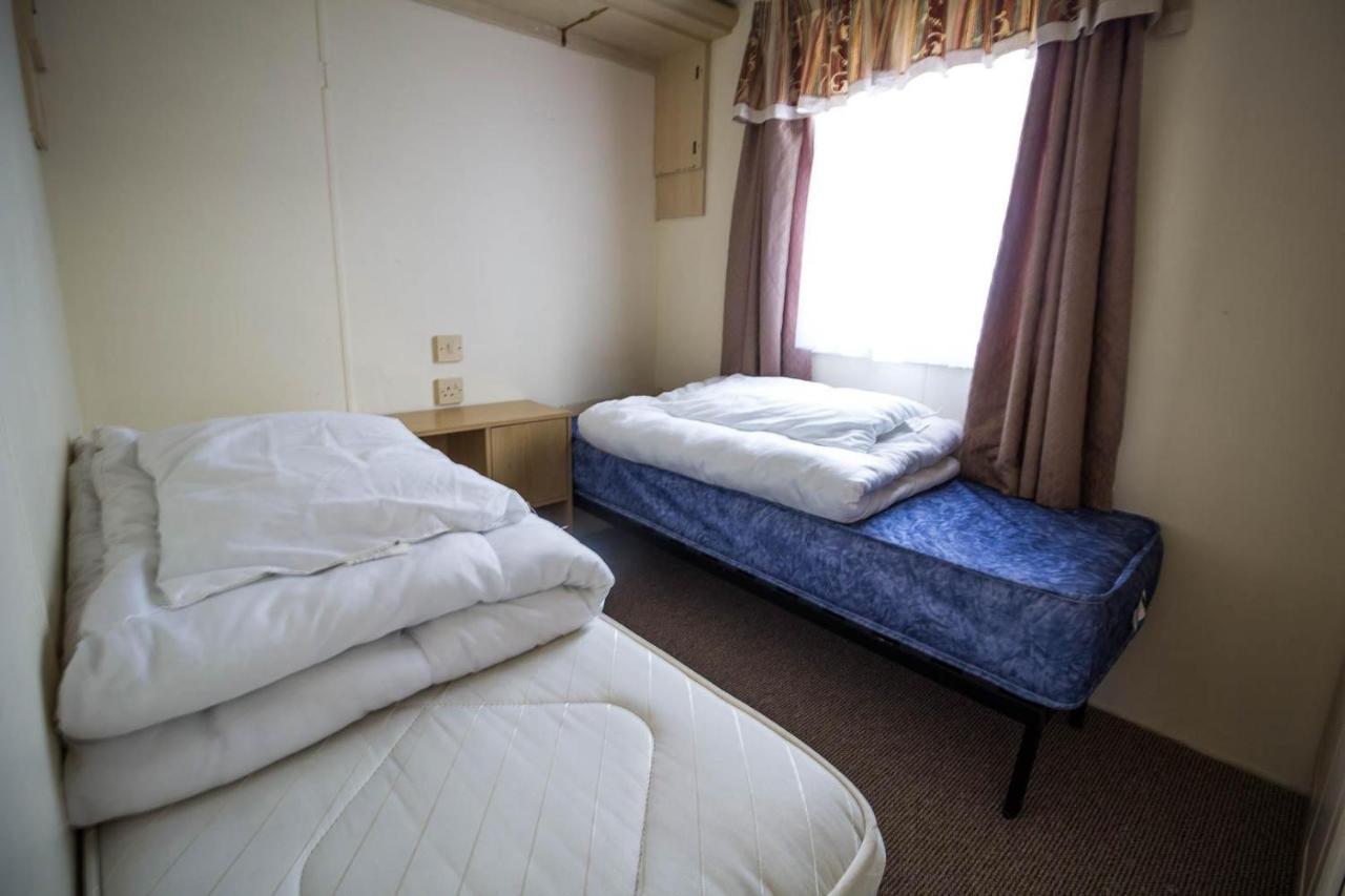 Campsite 6 Berth Pet Friendly Caravan In By The Ref 13001l *