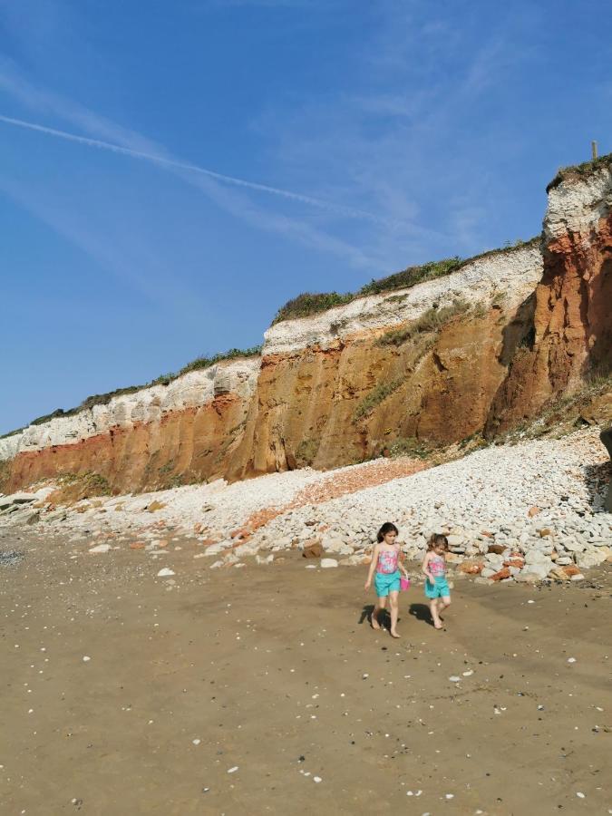 Spacious Family Friendly Apartment- 100m From With Seaviews! * Hunstanton