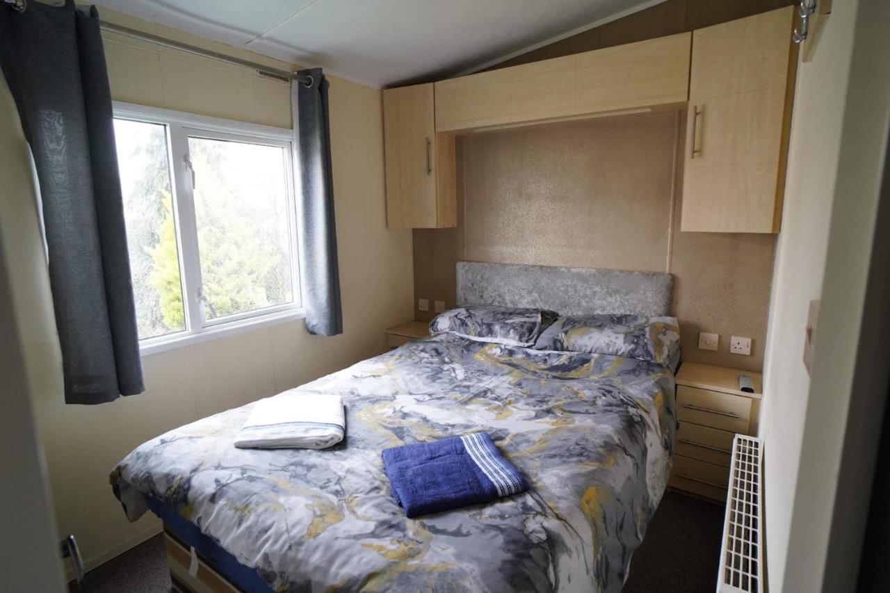 Manor Park Pets Go Free Linen Included Holiday home