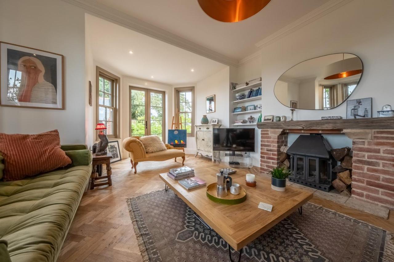 Linksway House Holiday home *