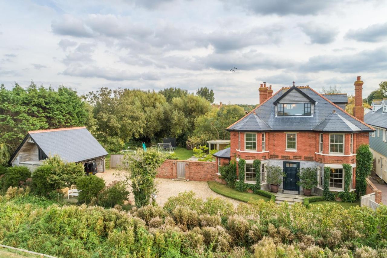 Linksway House