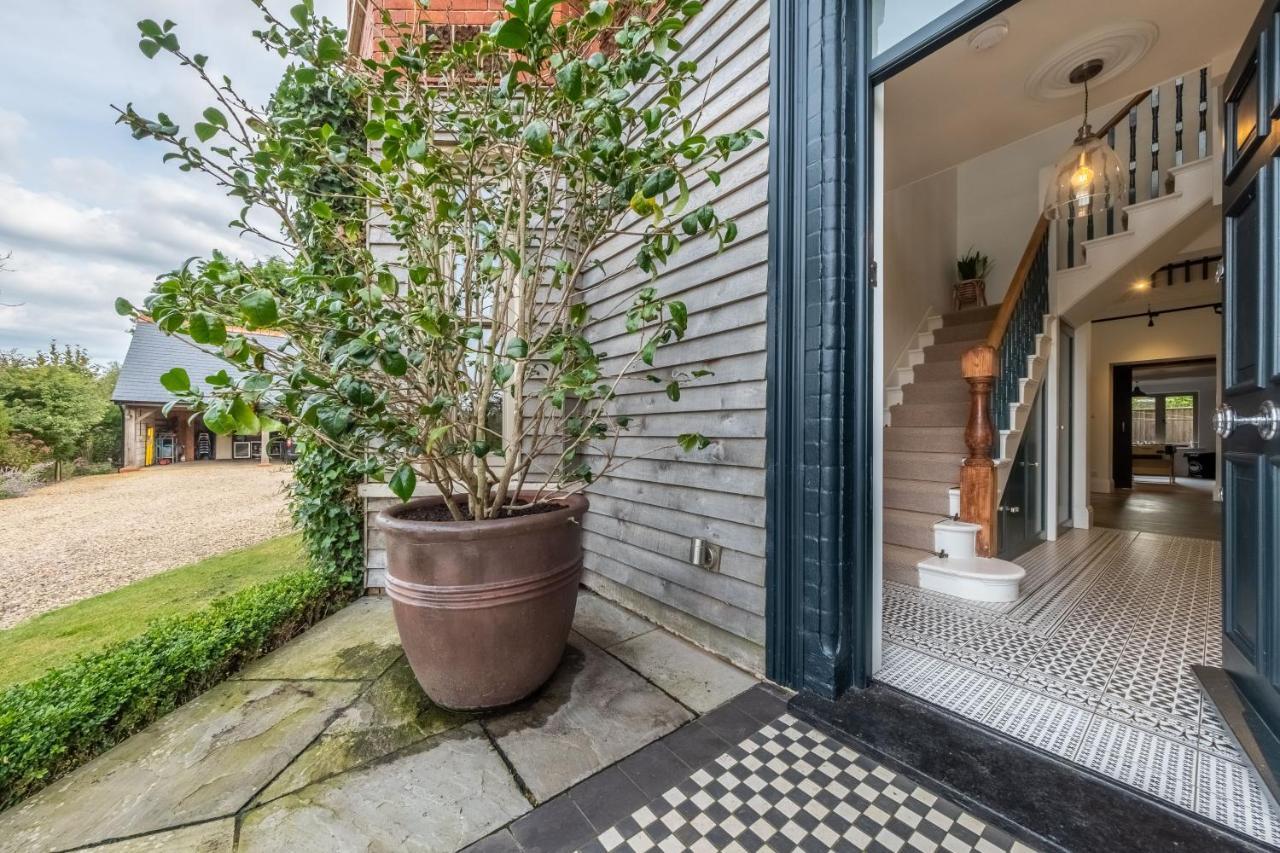 Holiday home Linksway House