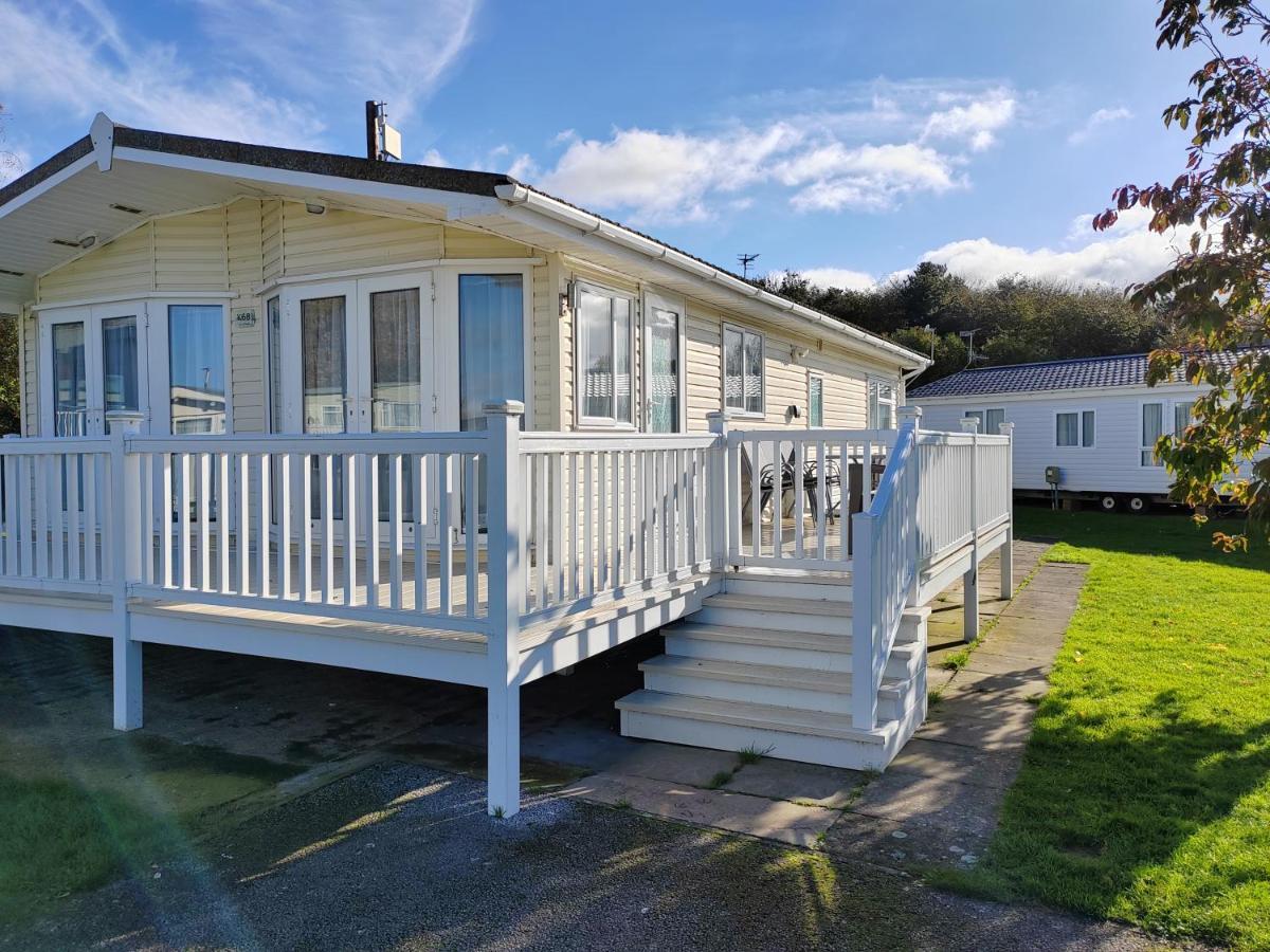 Campsite Dog Friendly 8 Berth Lodge, 600 Yard's From The In Hunstanton