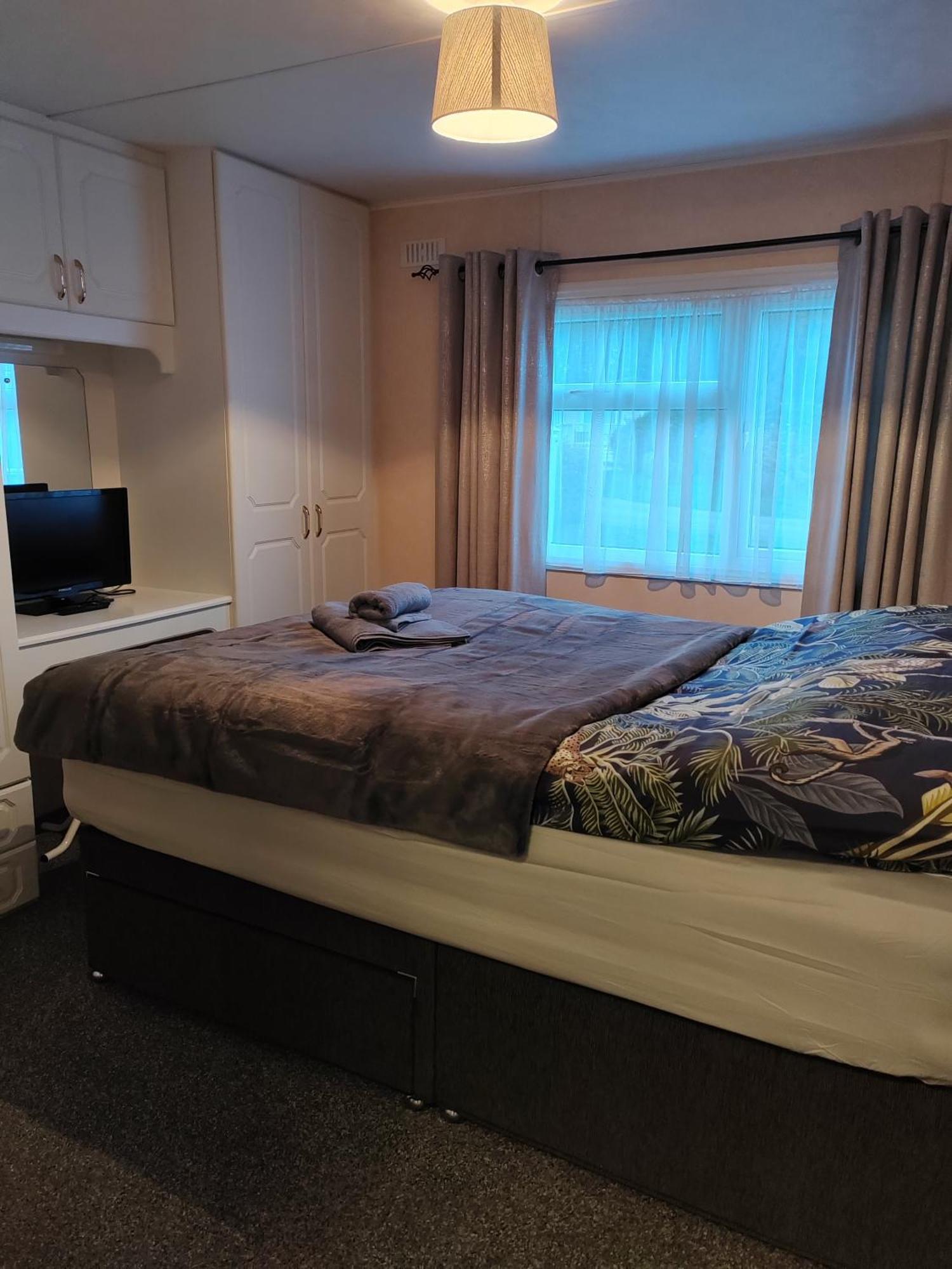 Campsite Dog Friendly 8 Berth Lodge, 600 Yard's From The In Hunstanton