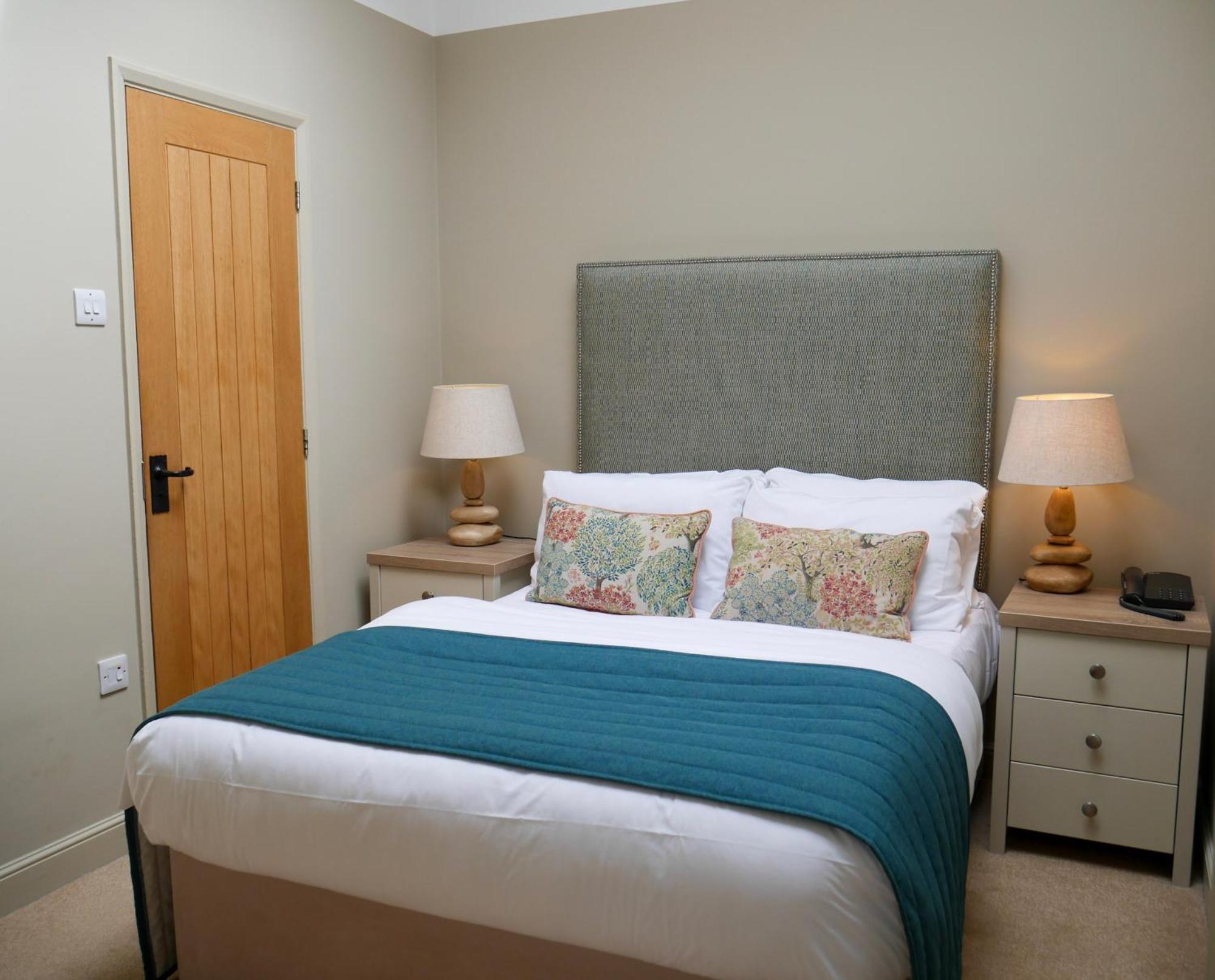 Country house Caley Hall *