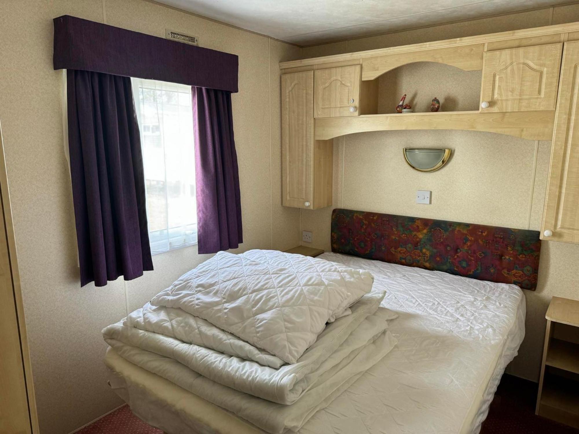 Family Friendly 3 Bedroom Caravan Pets Go Free *