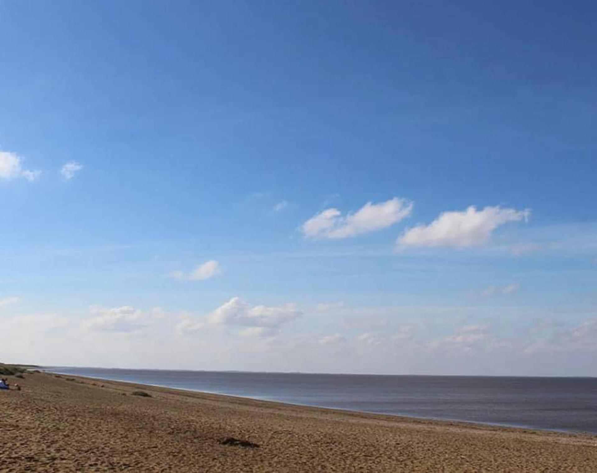 2 Bed Caravan Pets Go Free At Heacham Chalet *
