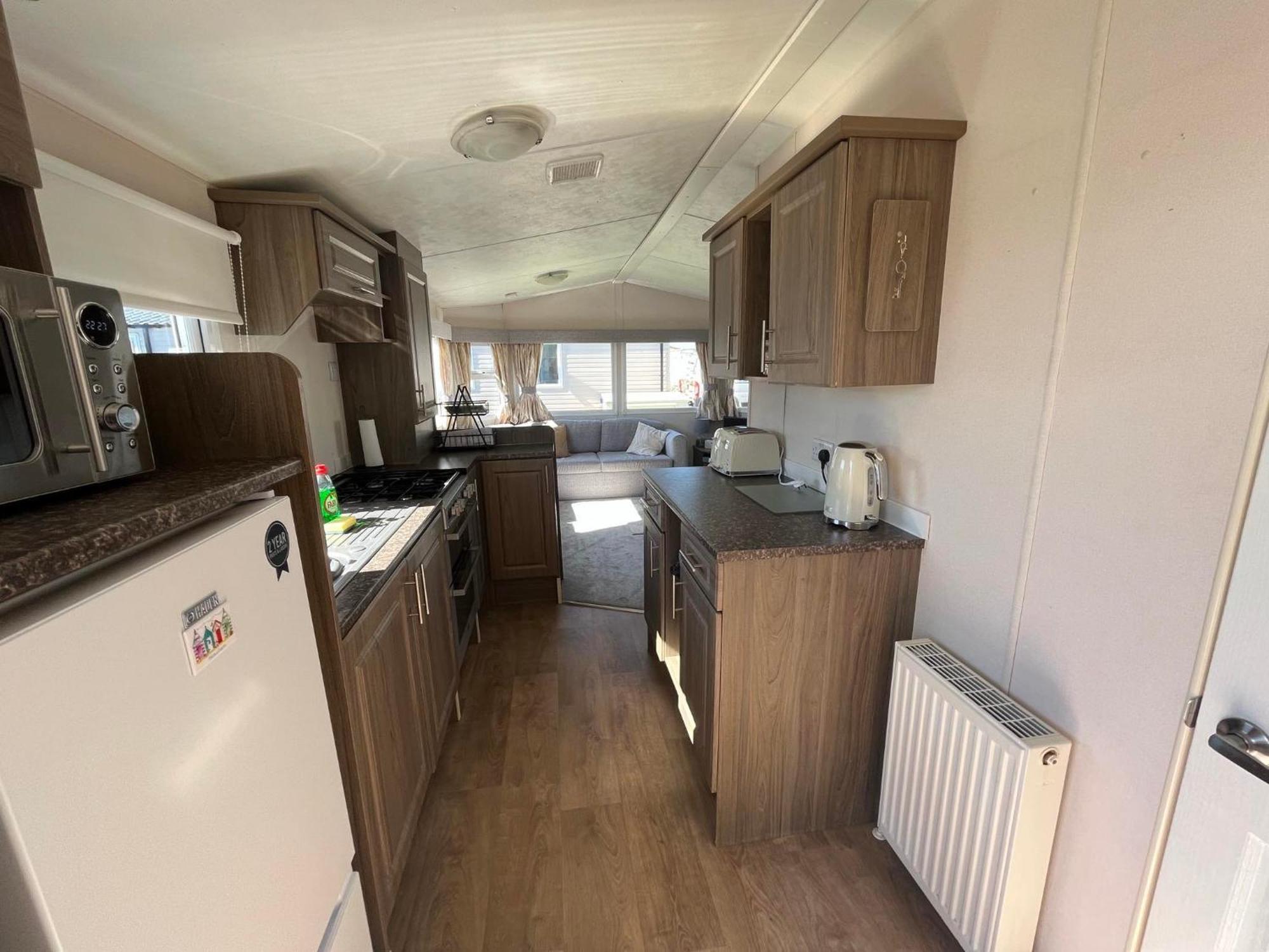 2 Bed Caravan Pets Go Free At Heacham Hunstanton