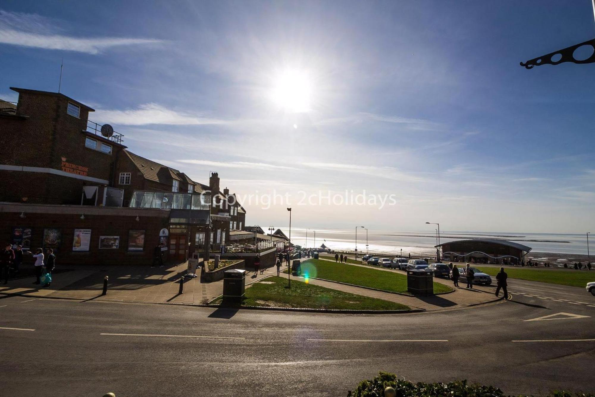Campsite 6 Berth Pet Friendly Caravan In By The Ref 13001l