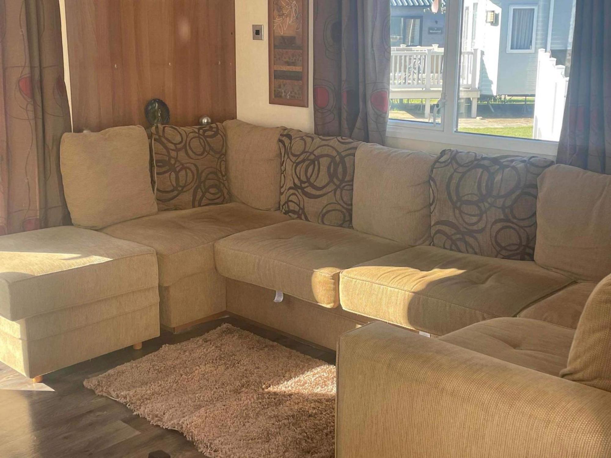 3 Bedroom Caravan At Manor Park * Hunstanton