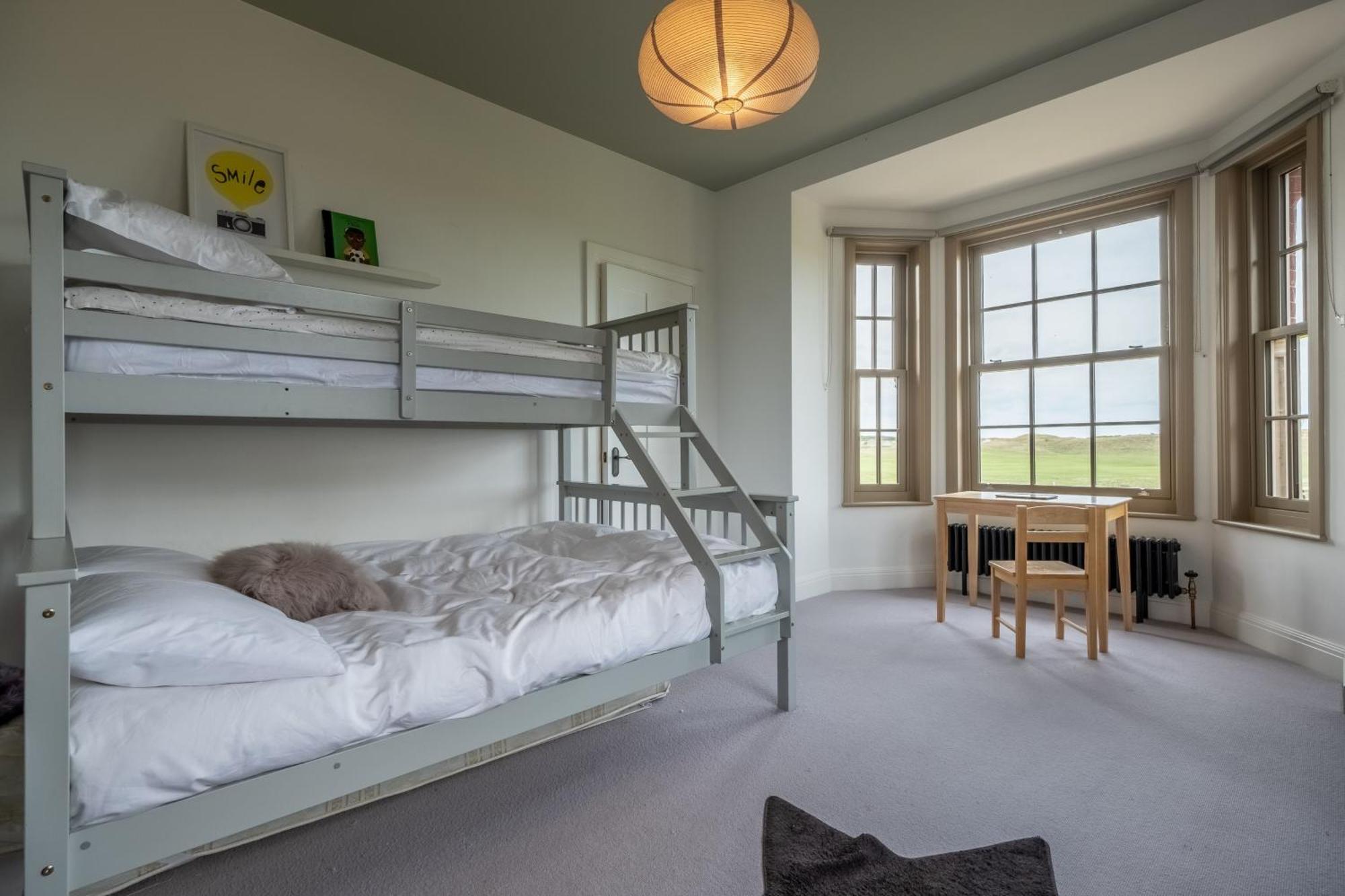 Linksway House *