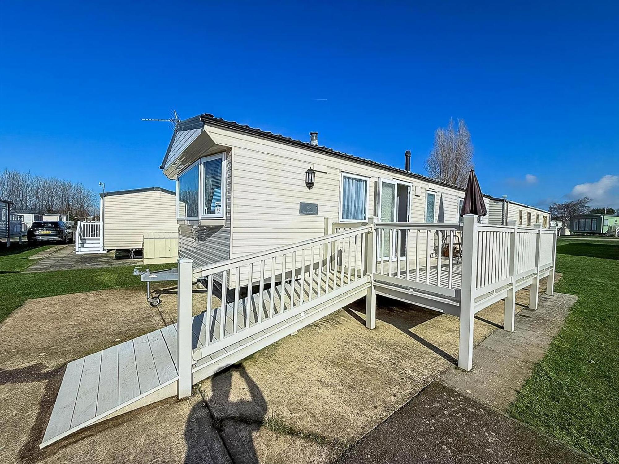 Beautiful Caravan At Manor Park In Ref 23060w Campsite Hunstanton
