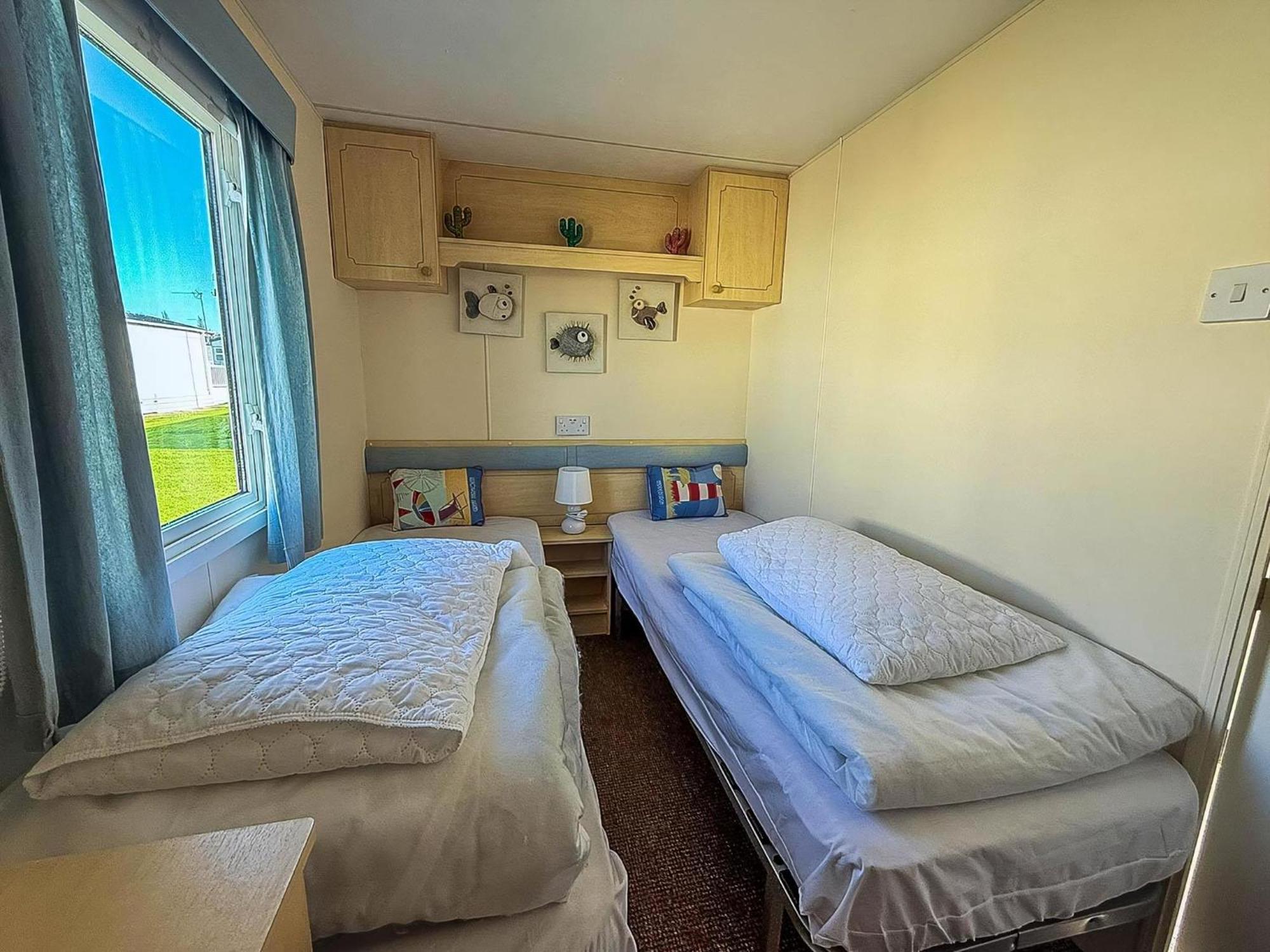 Caravan With Decking At Manor Park, Nearby Ref 23013c
