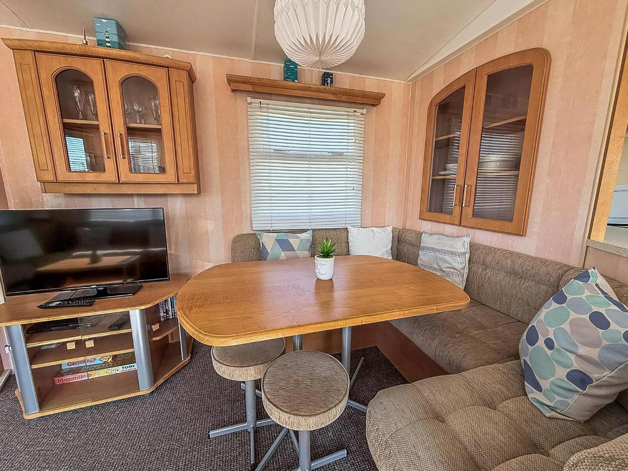 Caravan With Decking At Manor Park, Nearby Ref 23013c *