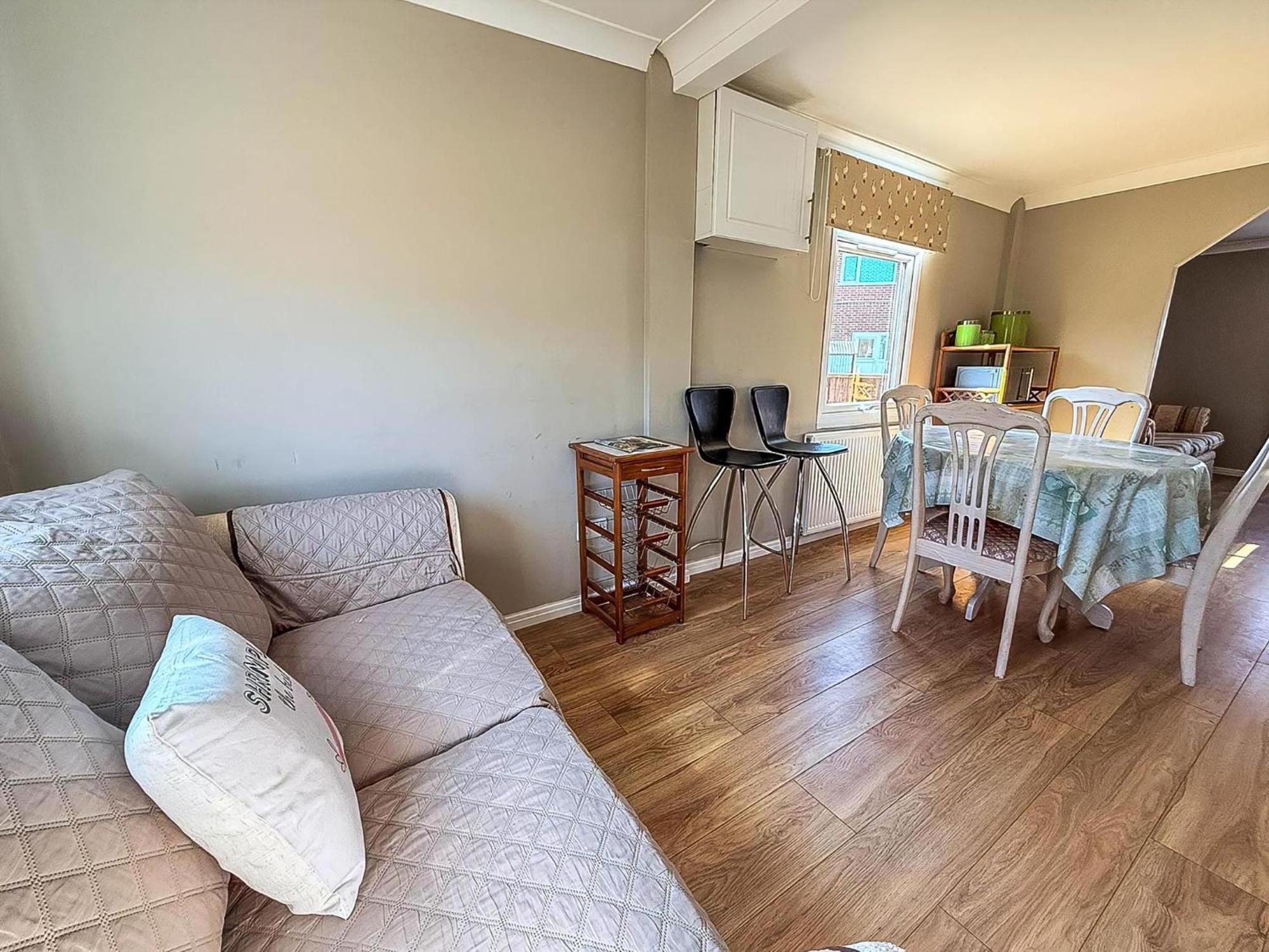 5 Berth Dog Friendly In By The Ref 13015rn *
