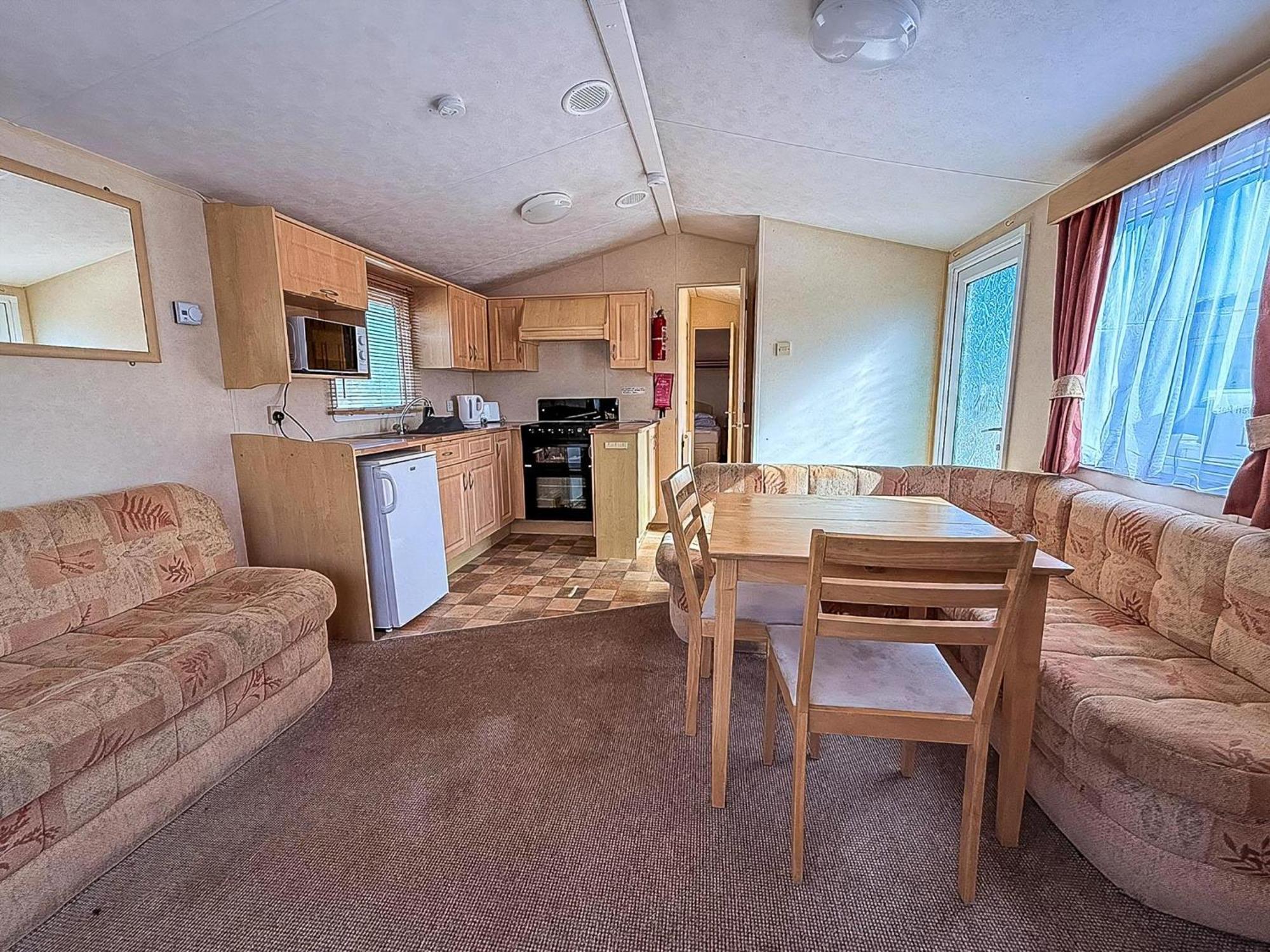 6 Berth Pet Friendly Static Caravan By Ref 13011l Campsite Hunstanton