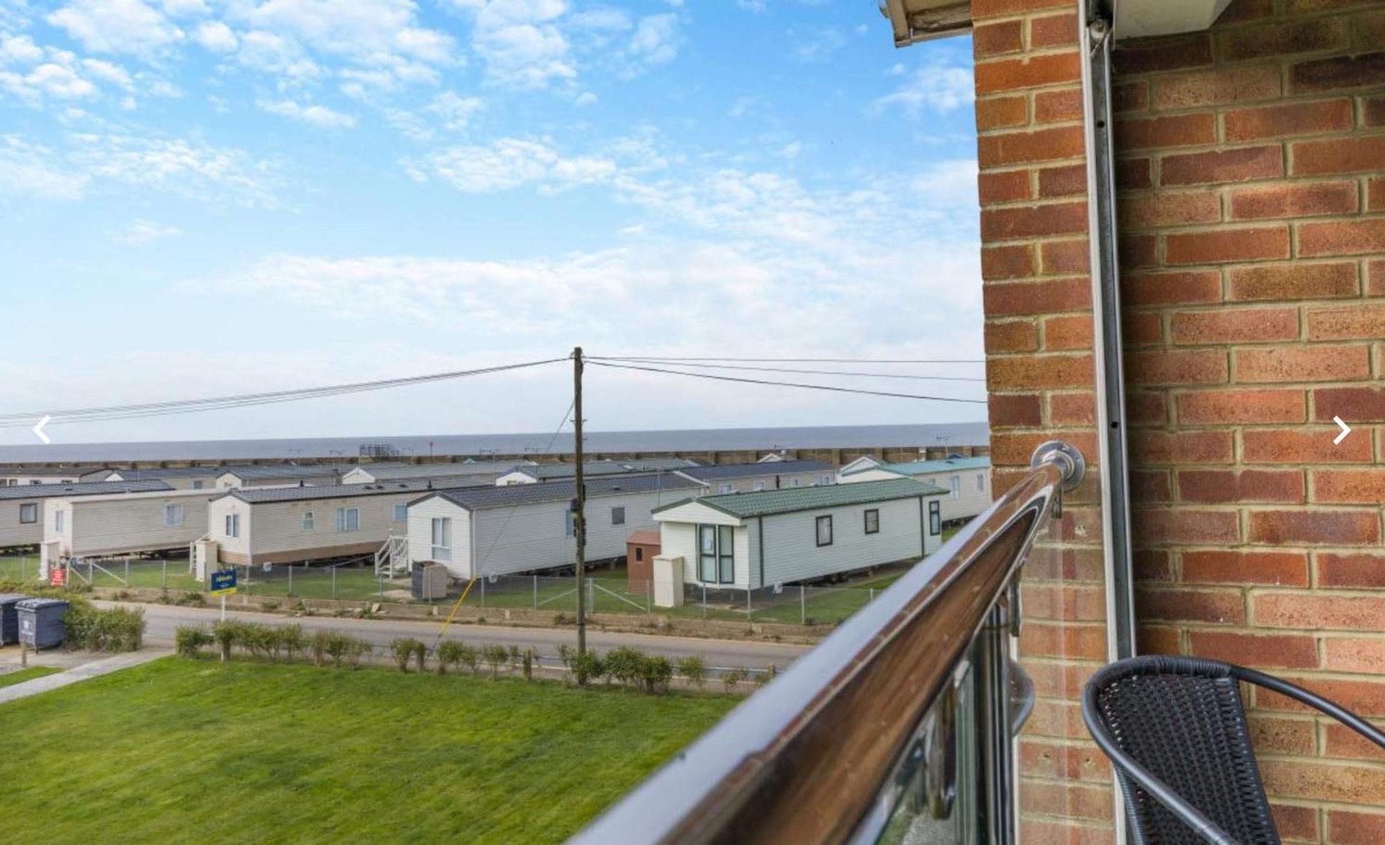Hunny House - Near Searles With Lovely Sea Views Holiday home
