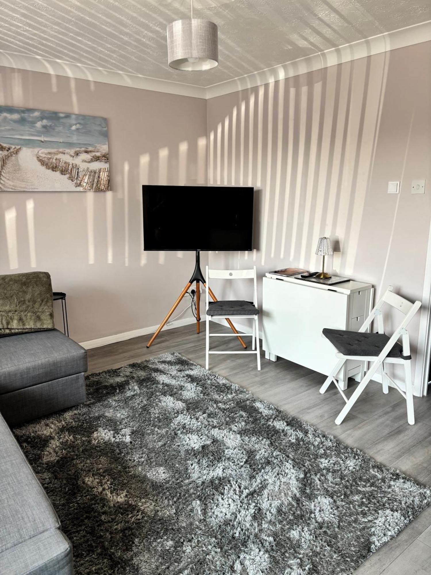 Seaside Haven Apartment