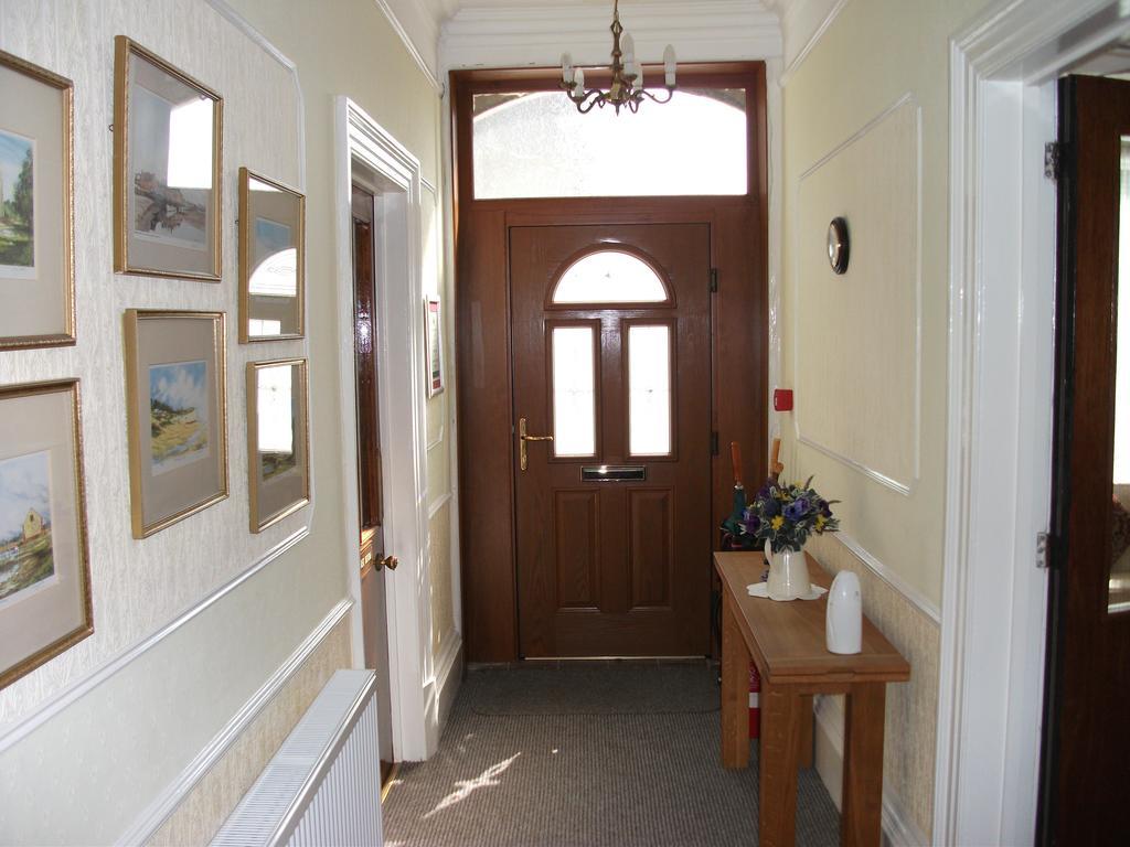 Claremont 4*