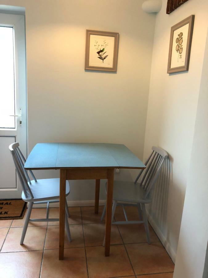 Burlington House Guest house *