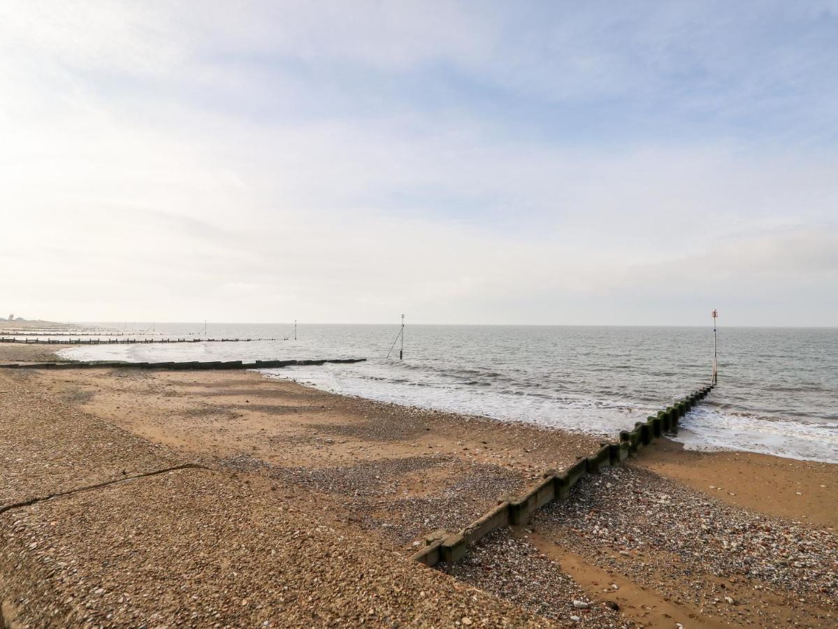 Honeybees Haven * Hunstanton